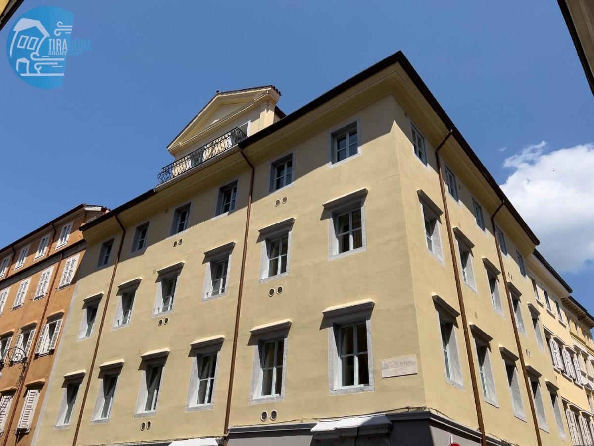 Апартаменты Cavana 3 Tirabora Short Rent Триест Экстерьер фото