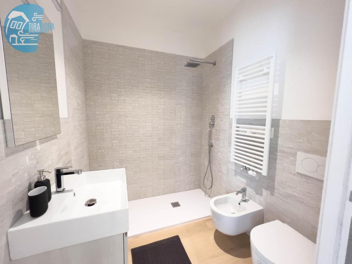 Апартаменты Cavana 3 Tirabora Short Rent Триест Экстерьер фото